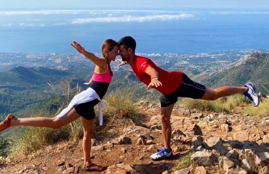 Soţia lui Novak Djokovic, yoga în vârful muntelui! Unde a ajuns liderul mondial la tenis