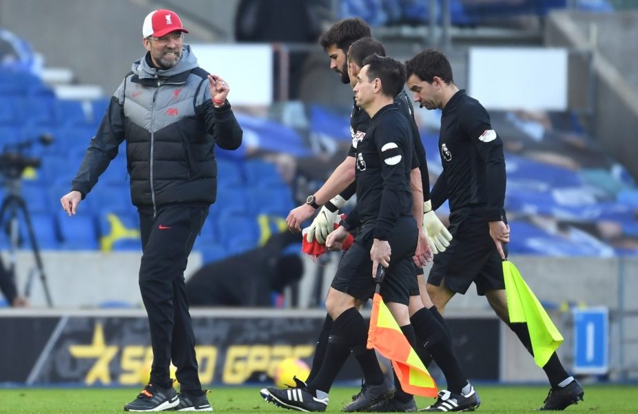 Jurgen Klopp, exploziv după ce VAR i-a anulat două goluri: ”Offside cu subrațul, cu sigla clubului!”. Ce a spus despre Salah