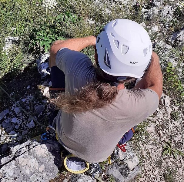 Radu a murit după ce a căzut într-o prăpastie de 100 de metri. Greşeala fatală pe care a făcut-o alpinistul român