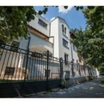 Cât valorează „Palatul” lui Gigi Becali. Cine îl deţine în acte, de fapt! L-a cedat „în secret”