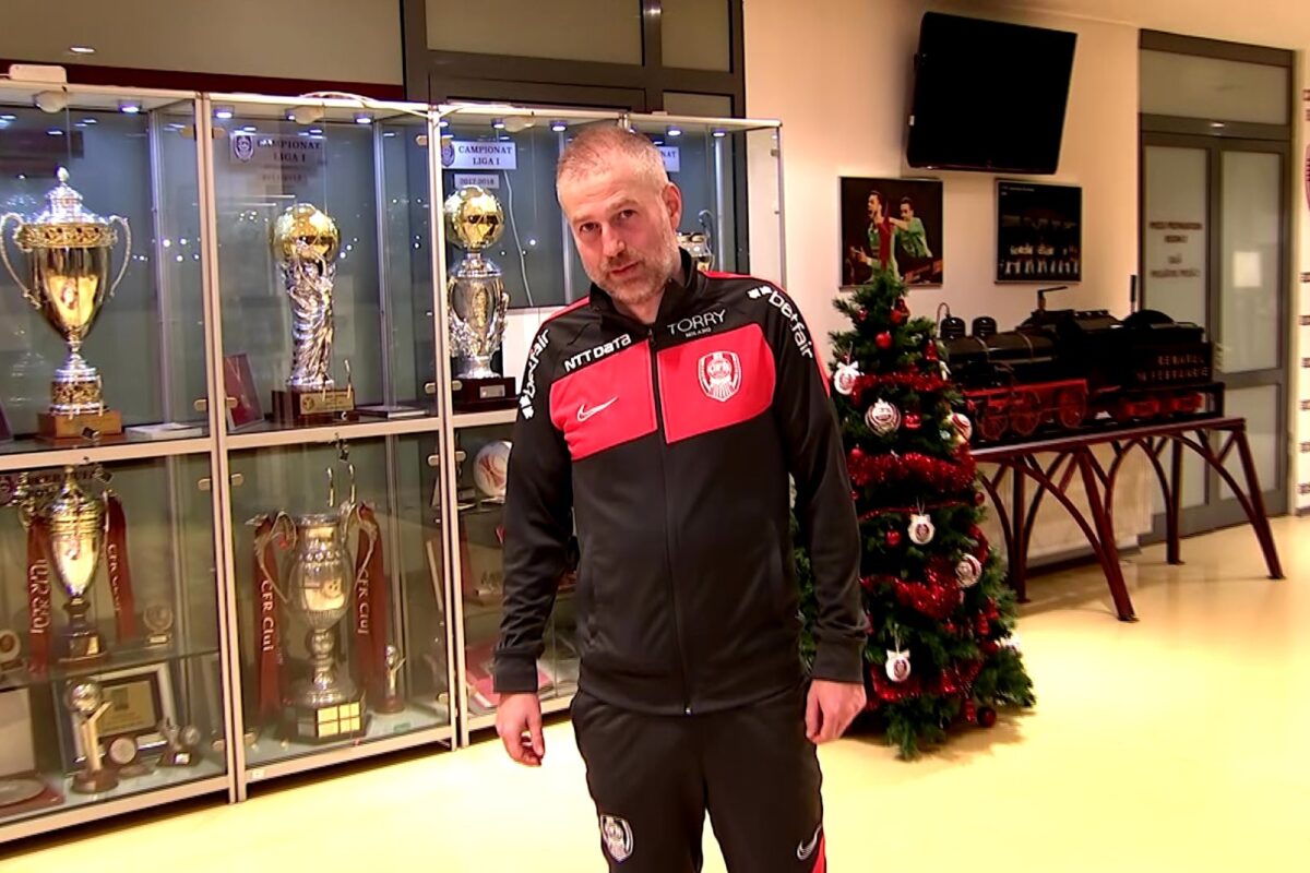 VIDEO EXCLUSIV | Emoționant! Edi Iordănescu a atins pentru prima dată trofeul cucerit cu CFR. Ce şanse crede că are la titlu şi ce îi lipseşte cel mai mult!