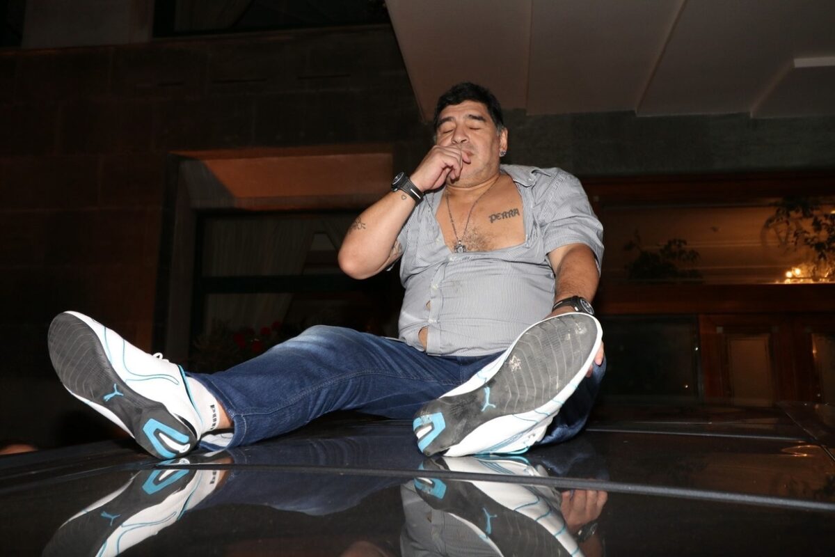 Maradona se simte bine dupa operatia pe creier