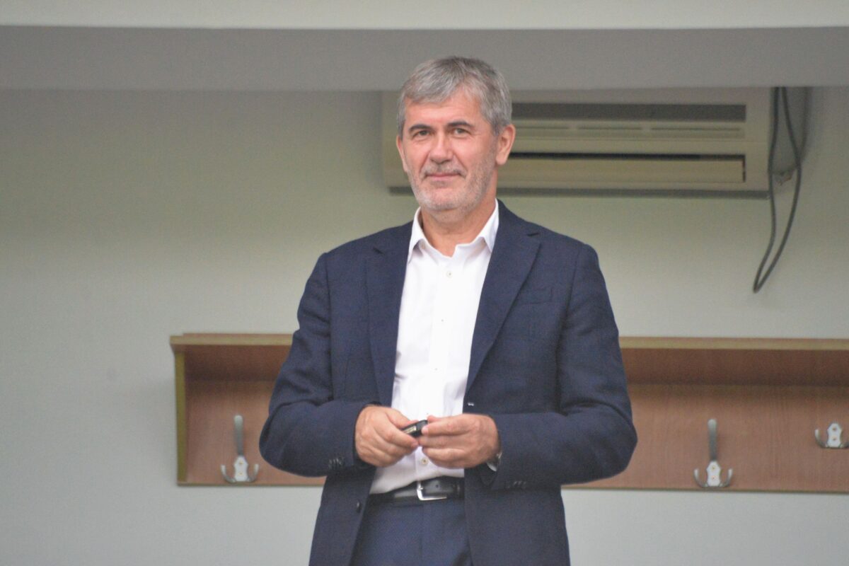 Valeriu Iftime vrea ca toate echipele să intre în carantină și Liga 1 să se reia în luna mai: "Altfel, distrugem totul"