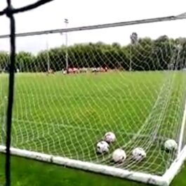 Portarul Craiovei, Marinescu, a reuşit un gol imposibil la antrenament