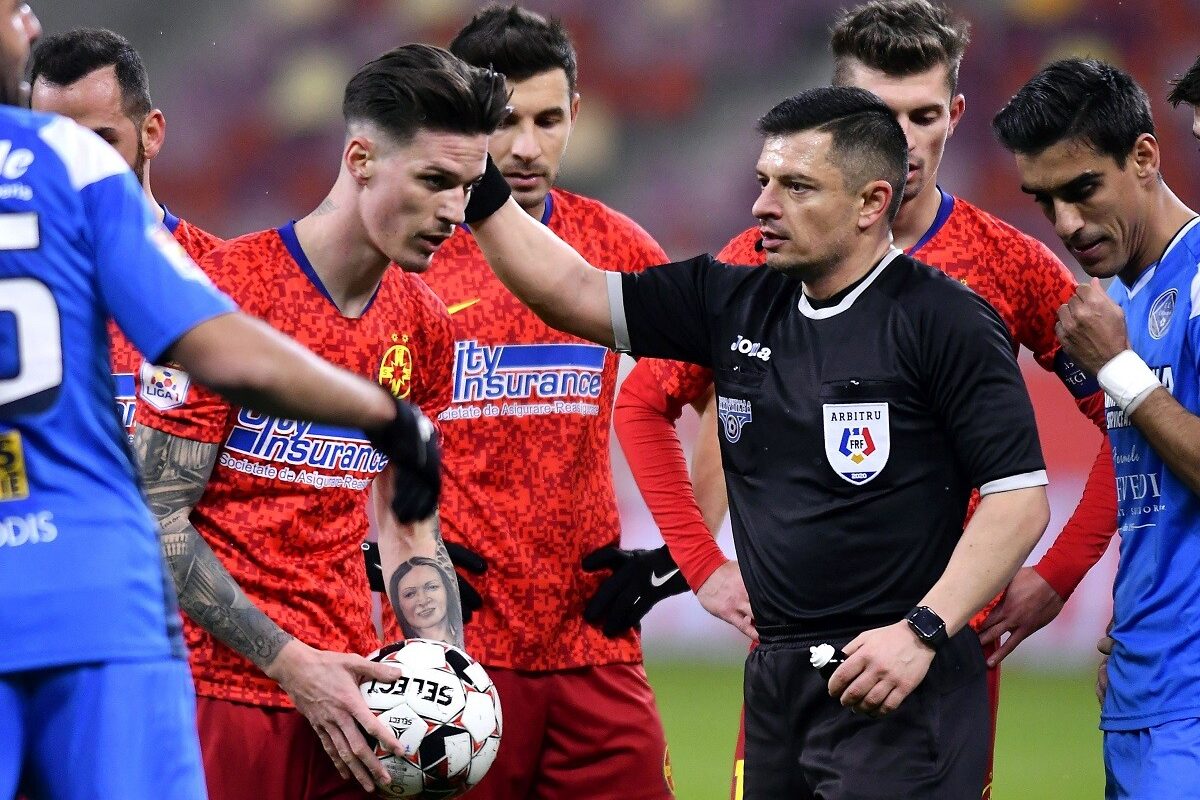 EXCLUSIV | FCSB îl poate vinde pe Dennis Man. Un puşti este pregătit să îl facă uitat. "E o presiune foarte mare!"