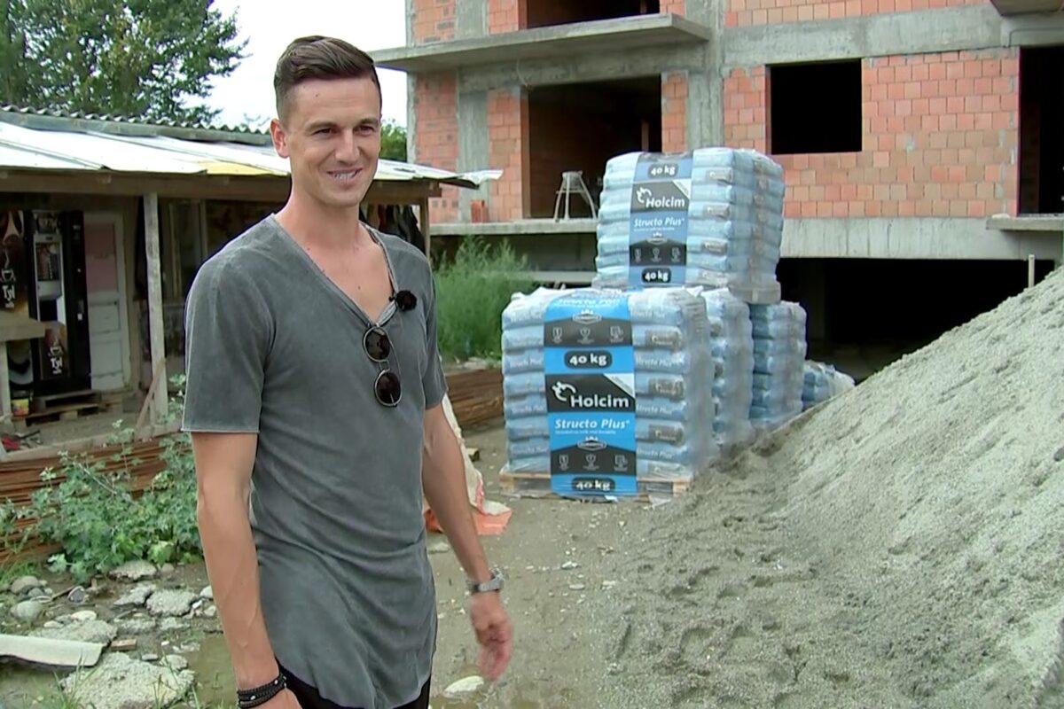VIDEO | "Am construit în plină pandemie, nu mă mai sperie nimic!". Gardoş şi-a investit în imobiliare banii câştigaţi în fotbal!