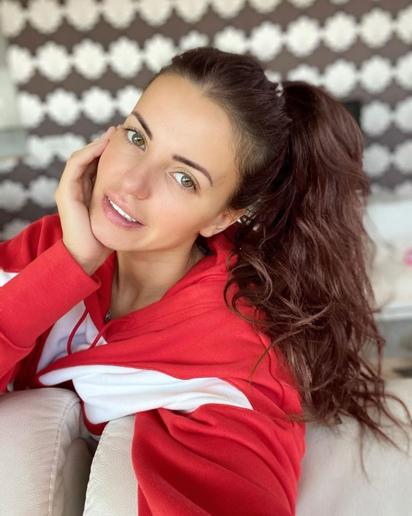 Instagram Mădălina Apostol
