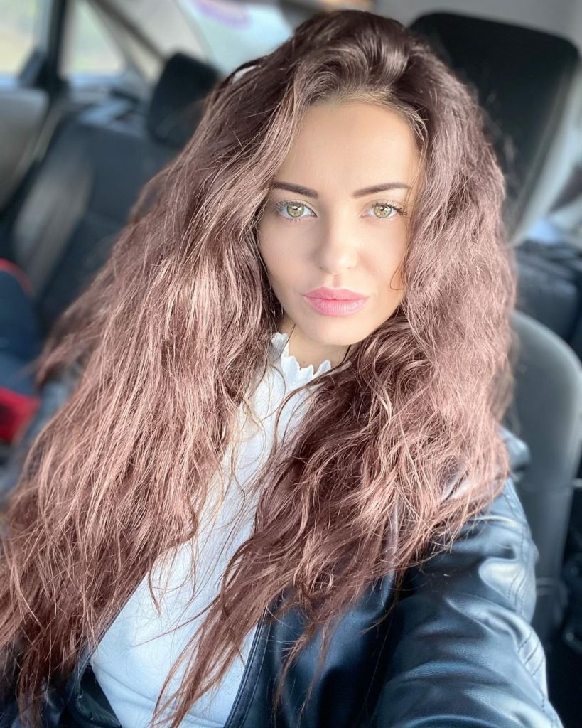 Instagram Mădălina Apostol