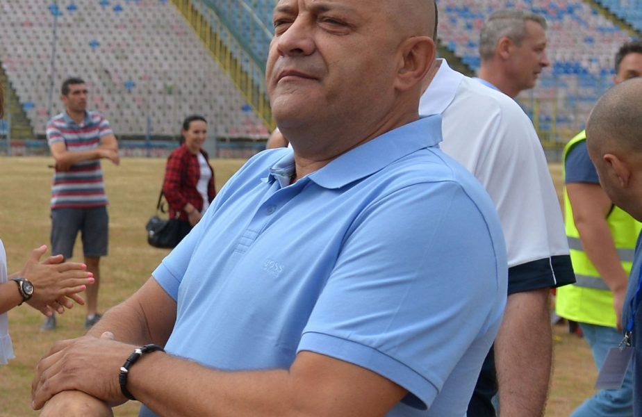 Dinamo a ajuns de râsul unui fost mare fotbalist! „E mai lent decat o ţestoasa”. Ce jucător a fost ironizat