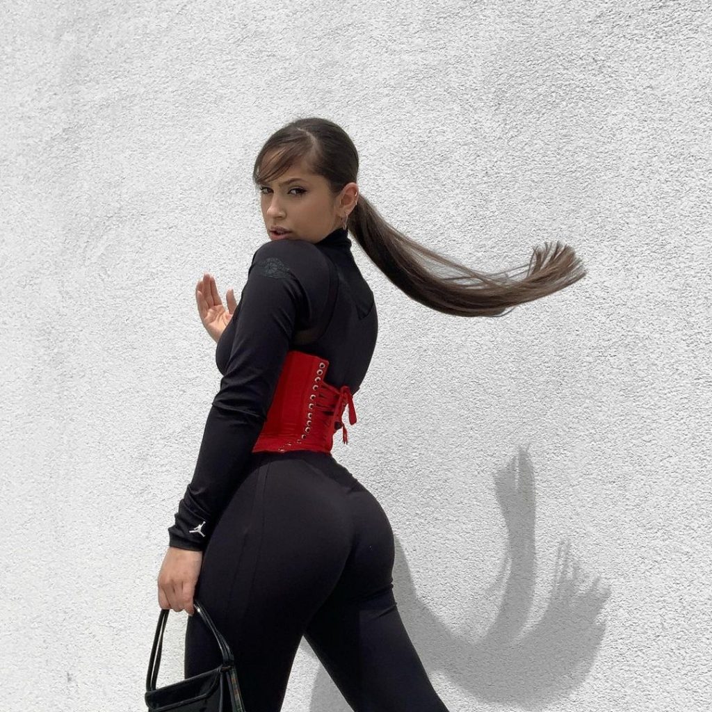 Florinel Coman se mândreşte cu iubita lui / Foto: Instagram Ioana Timofeciuc