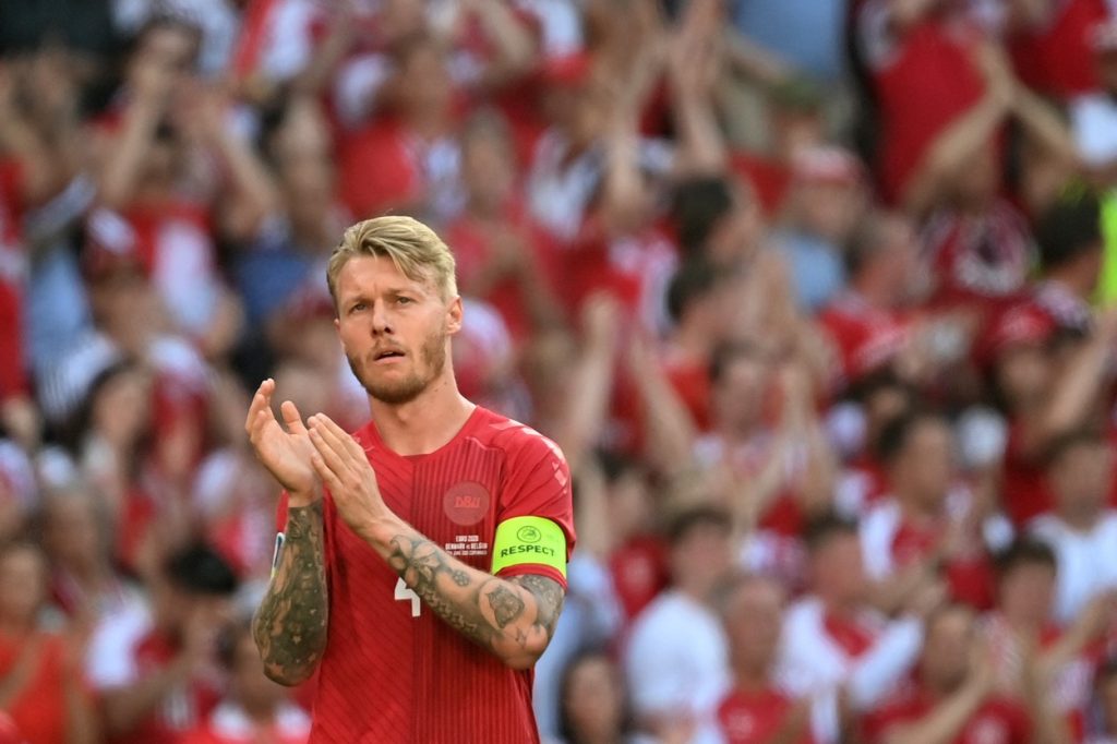 Euro 2020 | Danemarca – Belgia s-a oprit pentru Christian Eriksen! Jucătorii, fanii și arbitrii au aplaudat. Mesaje emoționante din tribună