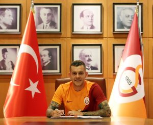 Adrian Mutu îl aduce pe Alex Cicâldău cu picioarele pe pământ: „Transferul la Galatasaray nu înseamnă nimic!” Ce mesaj i-a transmis „Briliantul” mijlocaşului