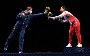 Jocurile Olimpice 2020 | Ana Maria Popescu, mesaj emoţionant de la Cristina Neagu. „Eşti campioana noastră!” Cum a urmărit lotul de canotaj finala Anei