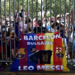 Scene emoționante la despărțirea lui Lionel Messi de Barcelona
