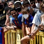 Scene emoționante la despărțirea lui Lionel Messi de Barcelona