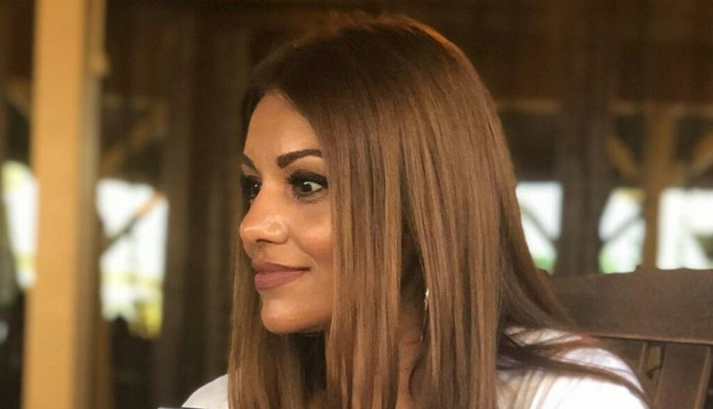 „Simt că mai are nevoie de mine!” Mama unei vedete din România, care arată ca o adolescentă, a vorbit despre relația pe care o are cu fiul său! Cum a pus la punct sute de bărbaţi
