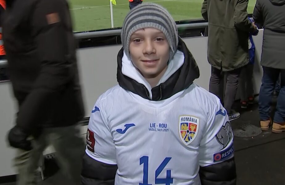 Singurul fan al României fericit după meciul cu Liechtenstein! Ianis Hagi i-a făcut cadoul perfect!