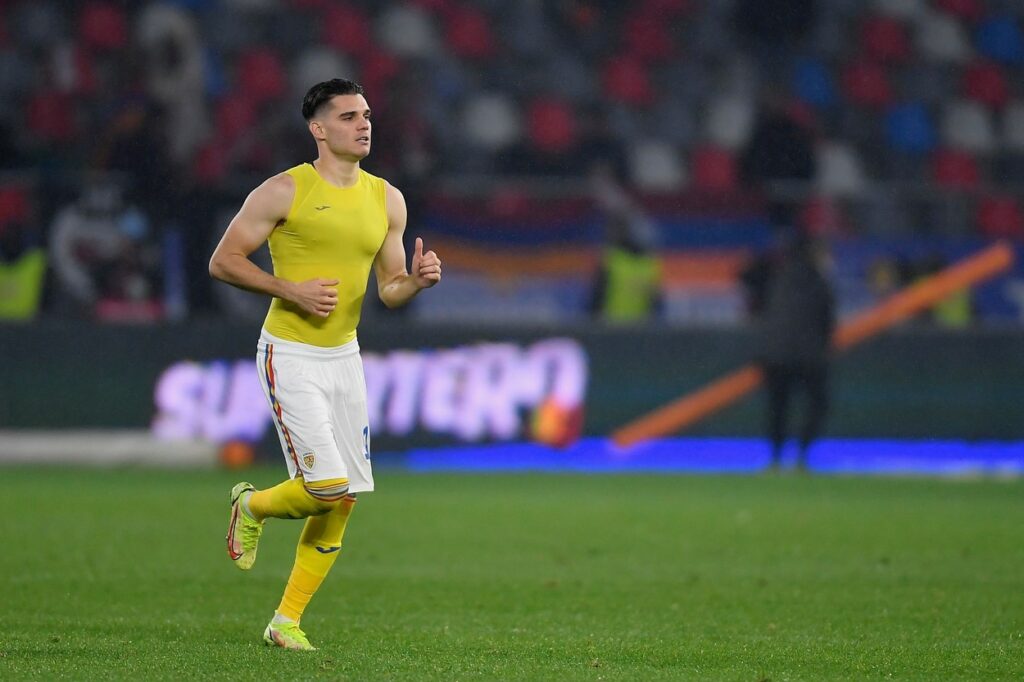 „Bestia” Ianis Hagi! Românul e un adevărat pachet de mușchi. Câtă masă musculară a acumulat vedeta lui Rangers