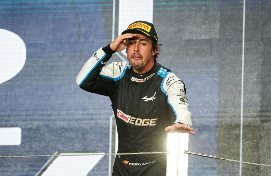 Alonso, pilotul cu o voință cât Everestul: podium după șapte ani!