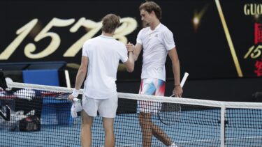 Australian Open 2022 | Surpriză uriașă pe tabloul masculin! Alexander Zverev, eliminat! Rafael Nadal, calificare impresionantă în sferturi