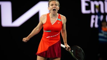 Australian Open 2022 | Simona Halep – Danka Kovinic 6-2, 1-0 Început furibund de set secund pentru româncă
