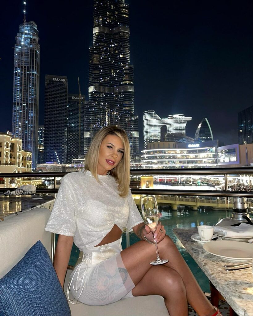 Instagram Andreea Hanca