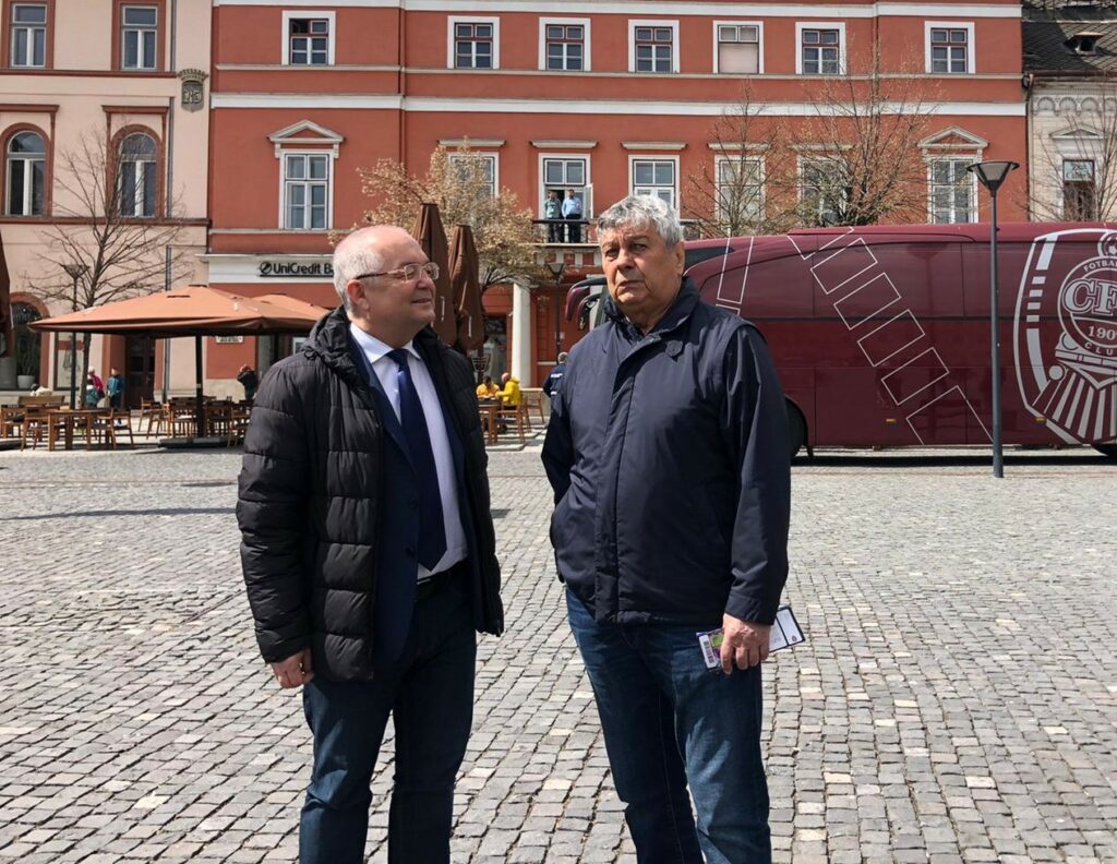 Mircea Lucescu, împreună cu Emil Boc înainte de CFR Cluj - Dinamo Kiev