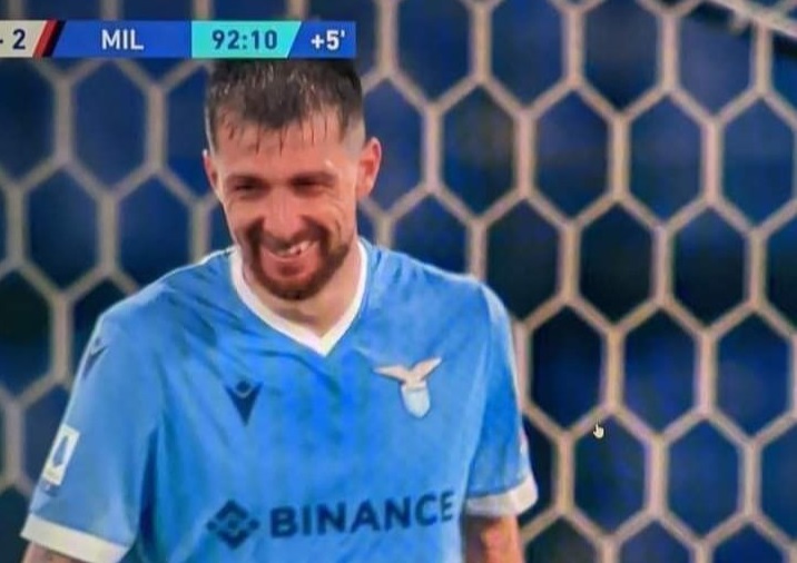 Reacţia lui Francesco Acerbi, jucătorul de la Lazio care a provocat un scandal imens după ce a fost acuzat că s-a bucurat după golul din prelungiri marcat de Milan