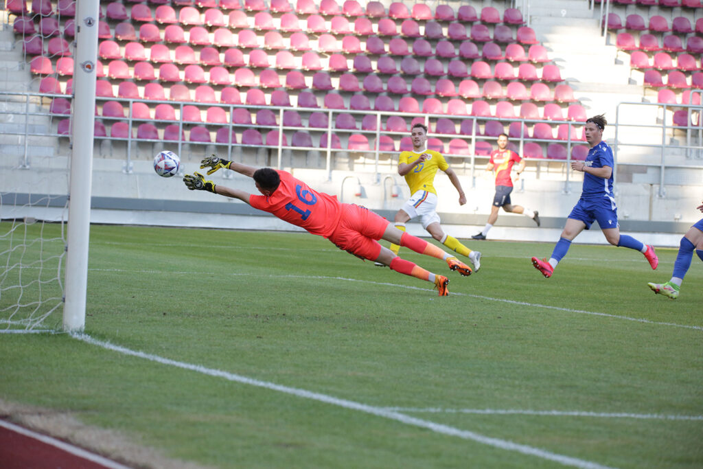 România, amical-surpriză pe Giulești înaintea bătăliilor din Nations League! Florin Niţă şi Marian Aioani, „adversarii” tricolorilor. Hai, România! În fiecare zi