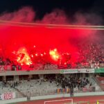 Fanii au făcut show la U Cluj – Dinamo! Cele două galerii înfrăţite au „aprins” stadionul. Atmosferă demnă de Champions League