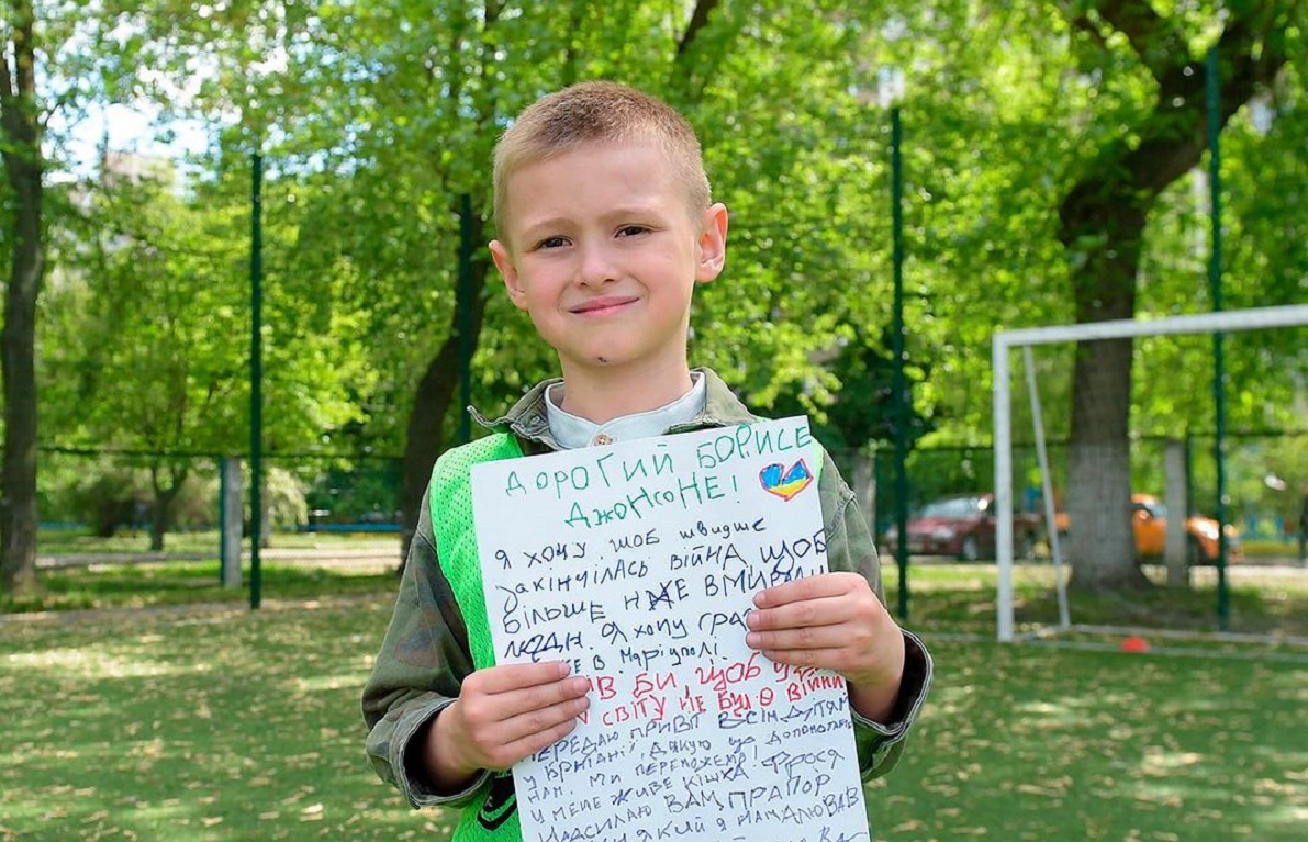 Un copil de 6 ani din Ucraina a emoţionat pe toată lumea