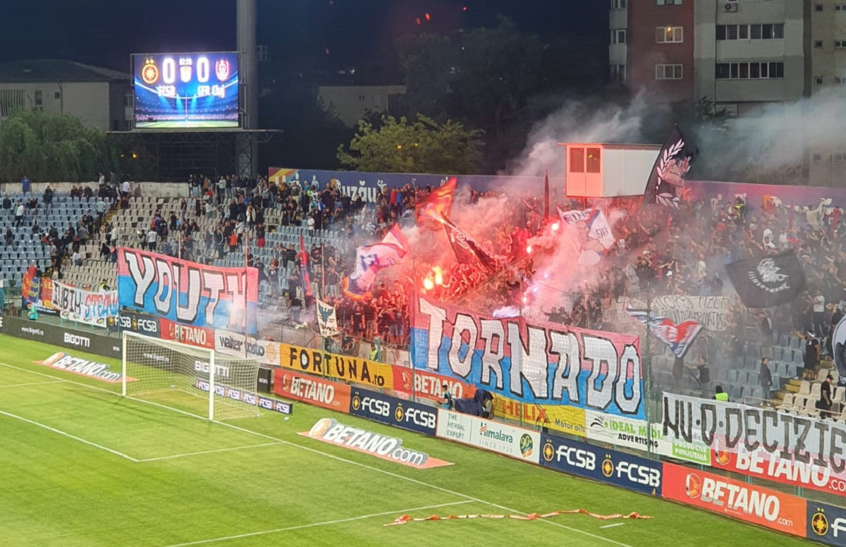 Galeria FCSB, prezentă la derby-ul cu CFR Cluj