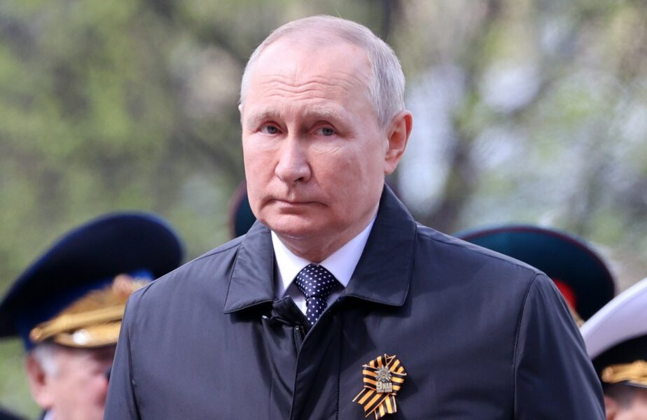 Cât costă cravata purtată de Vladimir Putin la parada de Ziua Victoriei. Suma este una surprinzătoare