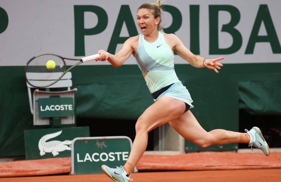 Simona Halep, în timpul meciului cu Schunk, de la Roland Garros 2022
