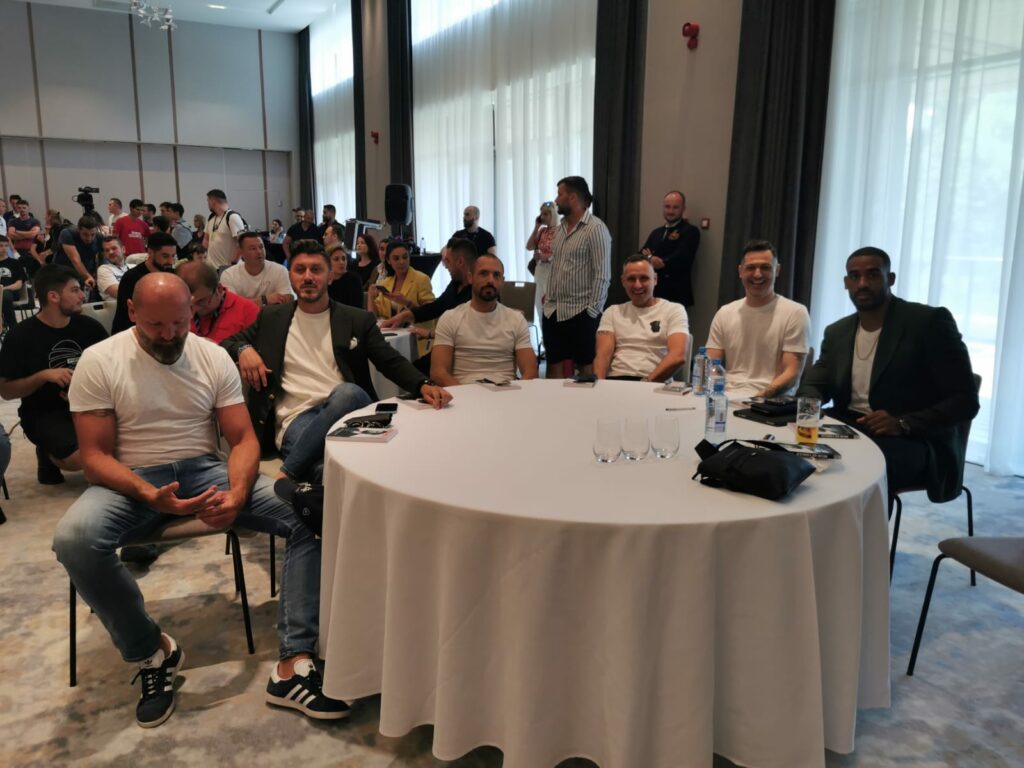 Adrian Mutu și-a lansat cartea autobiografică: „E o provocare să vorbești deschis!”. Discursul special al expertului Antena 1