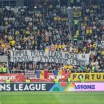 Atmosferă de vis în Giulești, înainte de România – Finlanda! Întregul stadion a cântat „Deșteaptă-te, române!”. Imagini de colecție