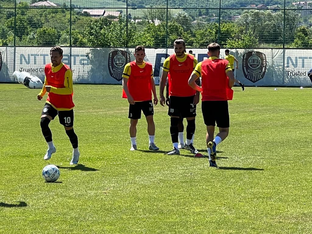 Jucătorii lui CFR Cluj, la antrenament