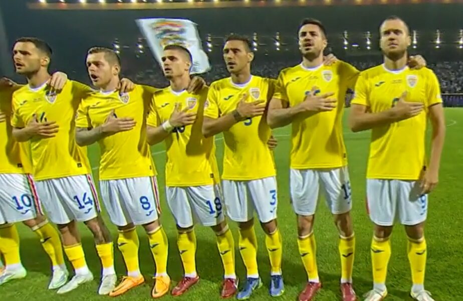 EXCLUSIV | Imnul României, cântat cu emoţie de „tricolori” înaintea meciului cu Bosnia. Momente impresionante la Zenica