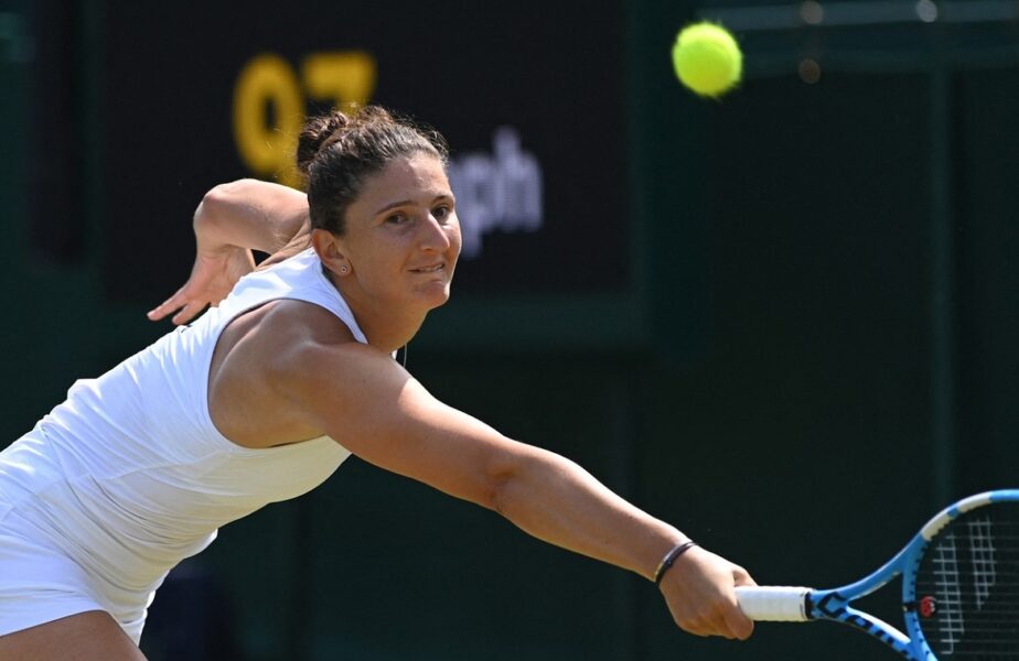 Irina Begu – Elisabetta Cocciaretto 6-4, 6-4. Românca s-a calificat în turul al treilea la Wimbledon 2022. Sorana Cîrstea, eliminată de Tatjana Maria