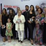 EXCLUSIV | Adrian Mutu, mesaje emoționante primite de la mamă și soție! Reacția savuroasă a lui Mirel Rădoi după ce expertul Antena 1 și-a lansat autobiografia