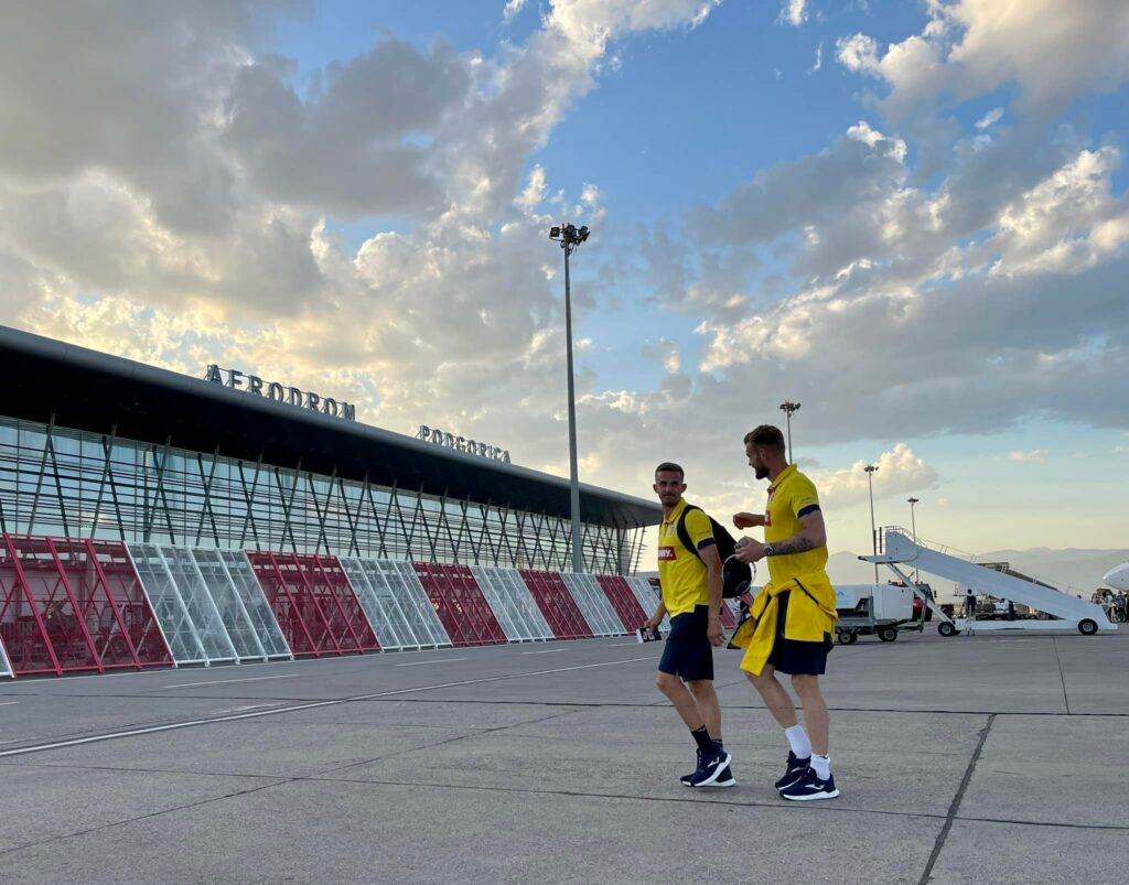 Naționala României a ajuns la Podgorica, pentru meciul cu Muntenegru. Hai, România! În fiecare zi
