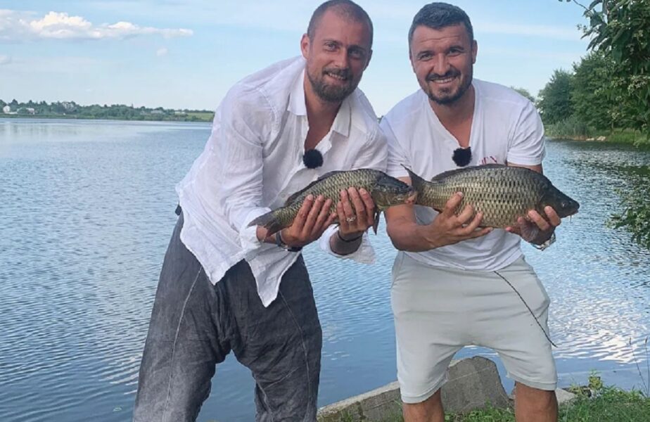 Constantin Budescu și Gabriel Tamaș, captură uriașă la pescuit. „Budi” se distrează alături de jucători de la Petrolul