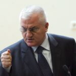 Milionarul român care ia 3 pensii a răbufnit la adresa vedetei care a cheltuit banii din acţiunile caritabile în scop personal