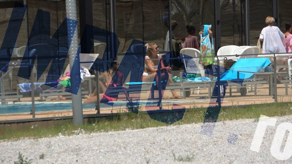 Iubita lui Ciprian Marica, apariție incendiară la piscină. Cum a fost surprinsă femeia de o frumusețe rară