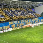 Atmosferă electrizantă la Petrolul – FCSB! Meciul a fost întrerupt din cauza fumigenelor. Coregrafie magică afișată de fanii ploieșteni