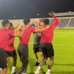 Marius Șumudică a declanșat fiesta alături de jucătorii lui Al-Raed, după Argentina – Arabia Saudită 1-2: „Să vorbească mai frumos despre fotbalul de aici!”