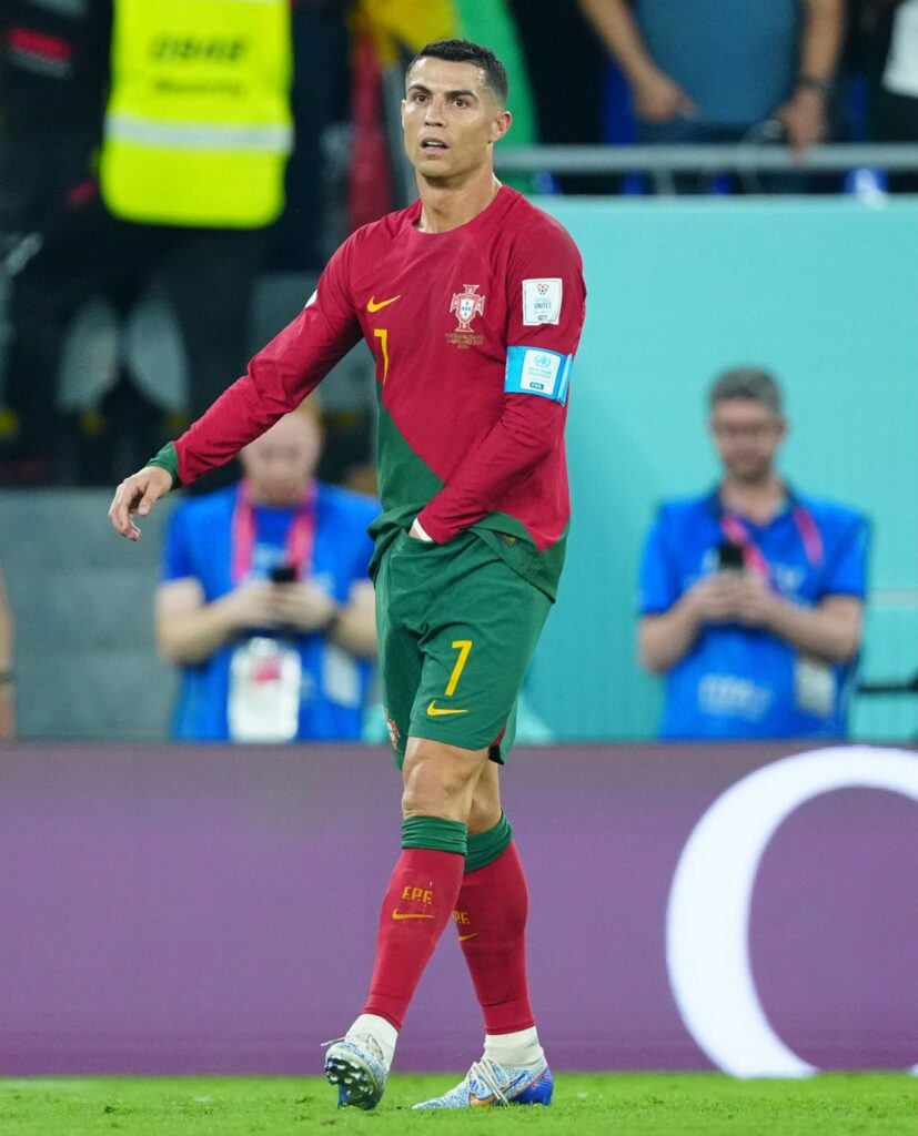 CM 2022 | Moment bizar cu Cristiano Ronaldo! Starul portughez a scos ceva din pantaloni și a început să mănânce, în meciul cu Ghana