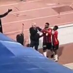Marius Şumudică, scandal cu propriii fani, după Al-Raed - Al-Hilal 1-1 / Twitter @Okaz_Sports