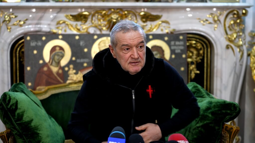 Gigi Becali, conferință