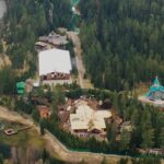 Locul în care Vladimir Putin şi-a ascuns iubita care are 39 de ani. Palatul secret, de 110 milioane de euro, aflat într-o zonă cu acces interzis!